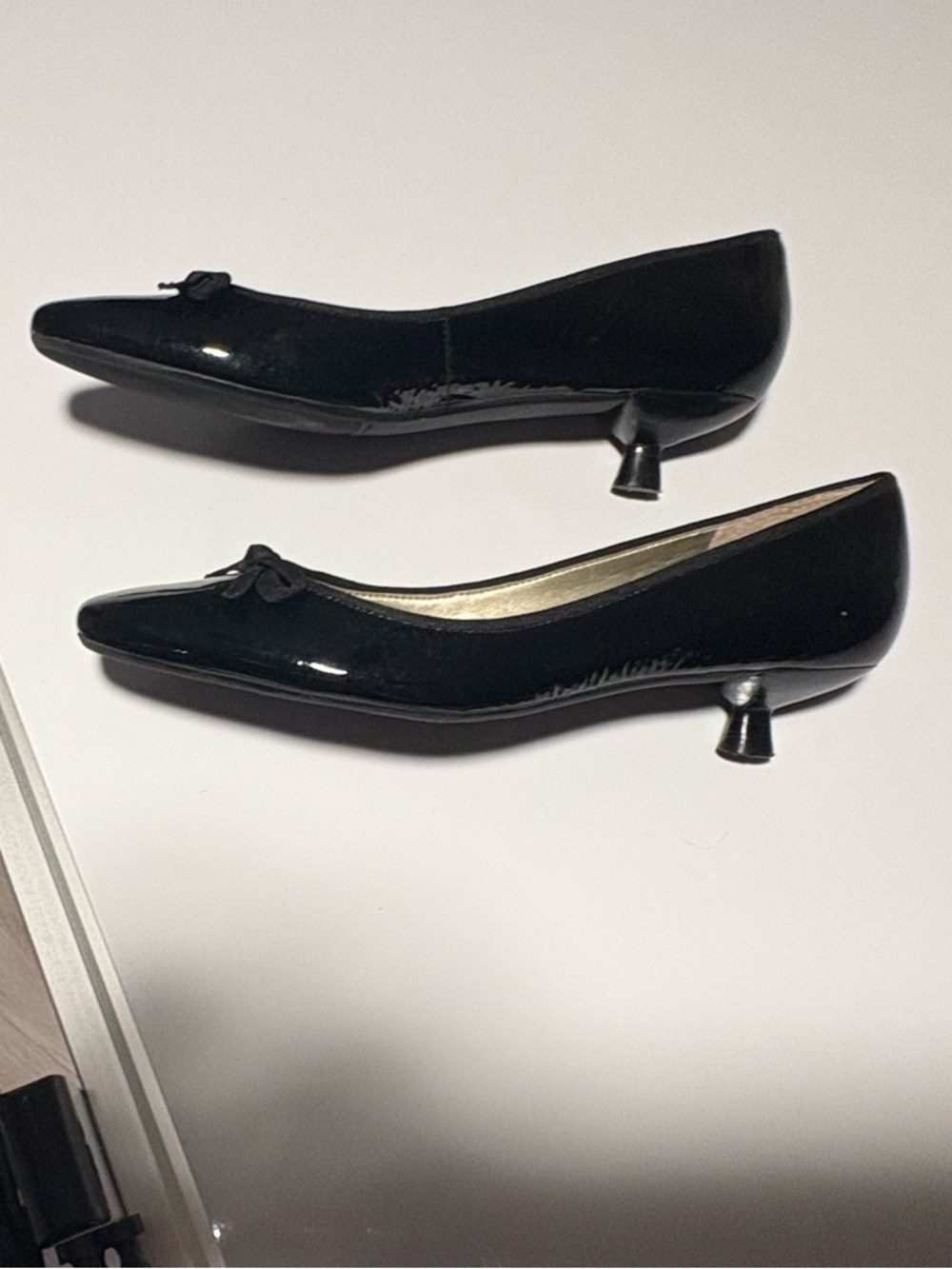 TALBOTS Classic Black Leather Patent Low Heel Ballet Pumps womens new7M - Picture 4 of 4